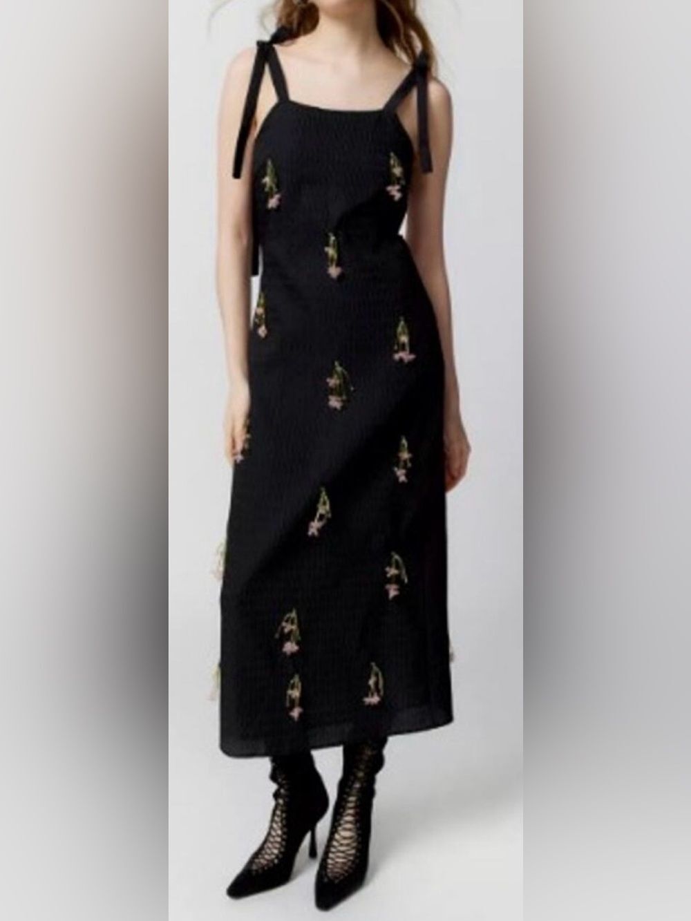 Dream Sister Jane Gwen Floral Embellished Midi Dress Sz. XS